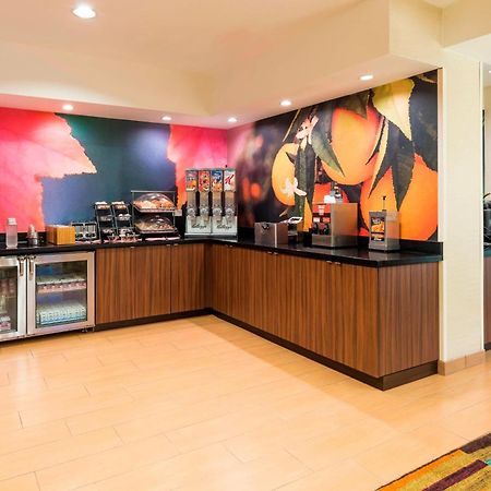 Fairfield Inn And Suites Mobile Bagian luar foto