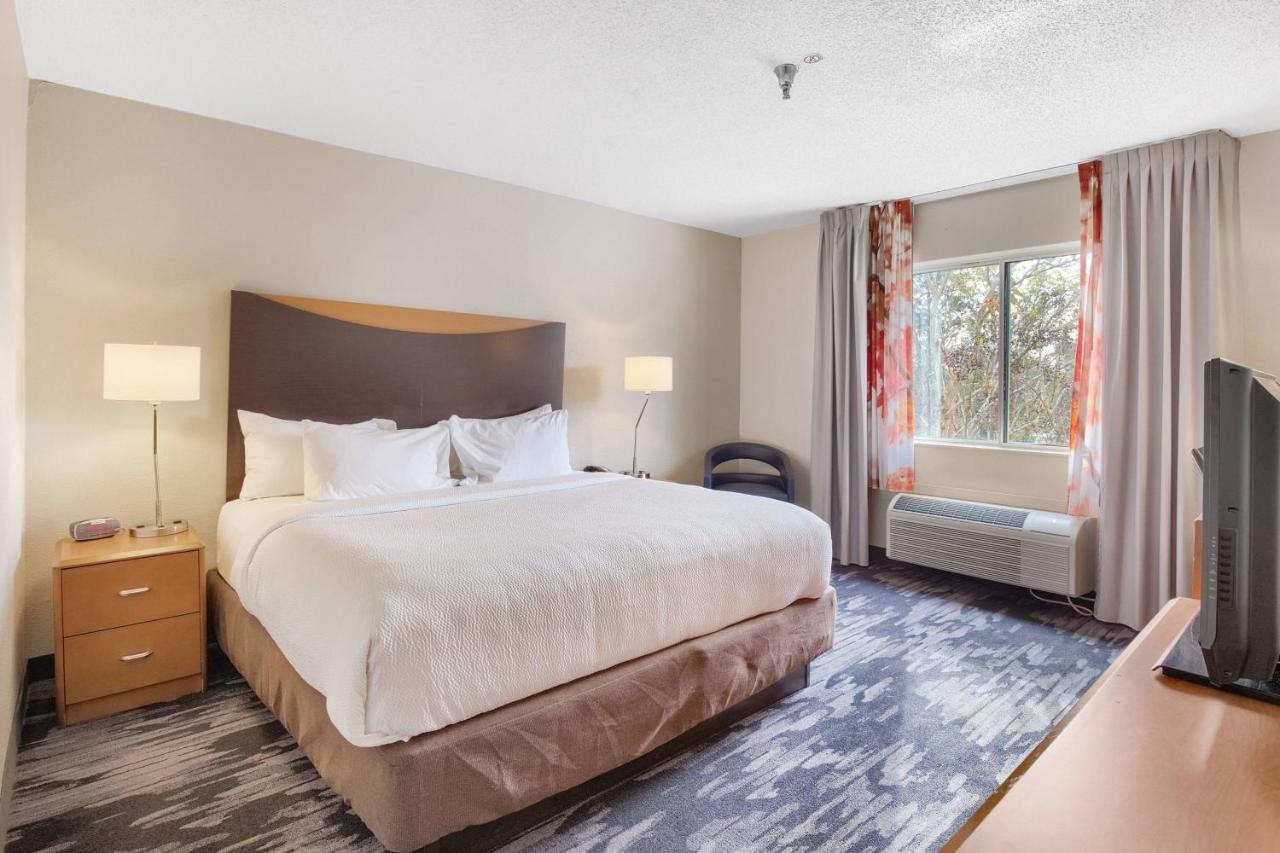 Fairfield Inn And Suites Mobile Bagian luar foto