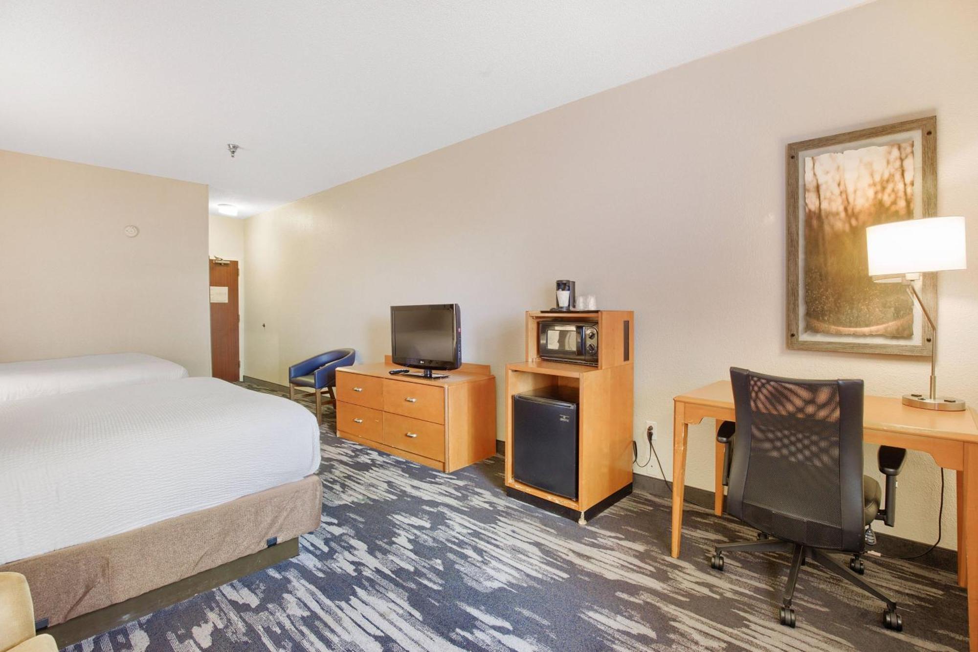 Fairfield Inn And Suites Mobile Bagian luar foto