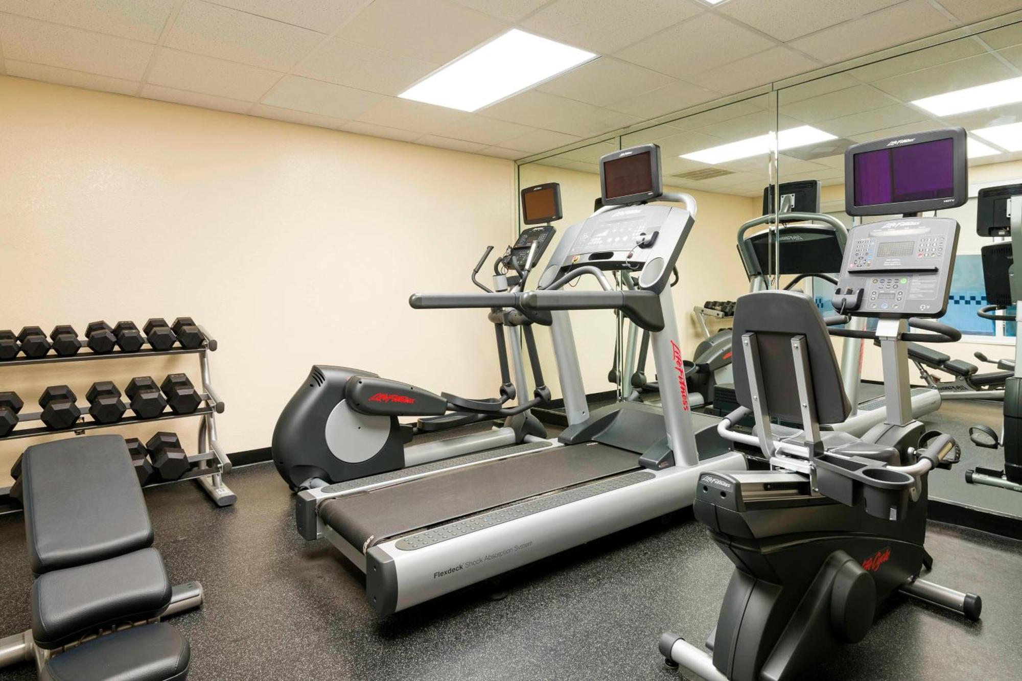 Fairfield Inn And Suites Mobile Bagian luar foto