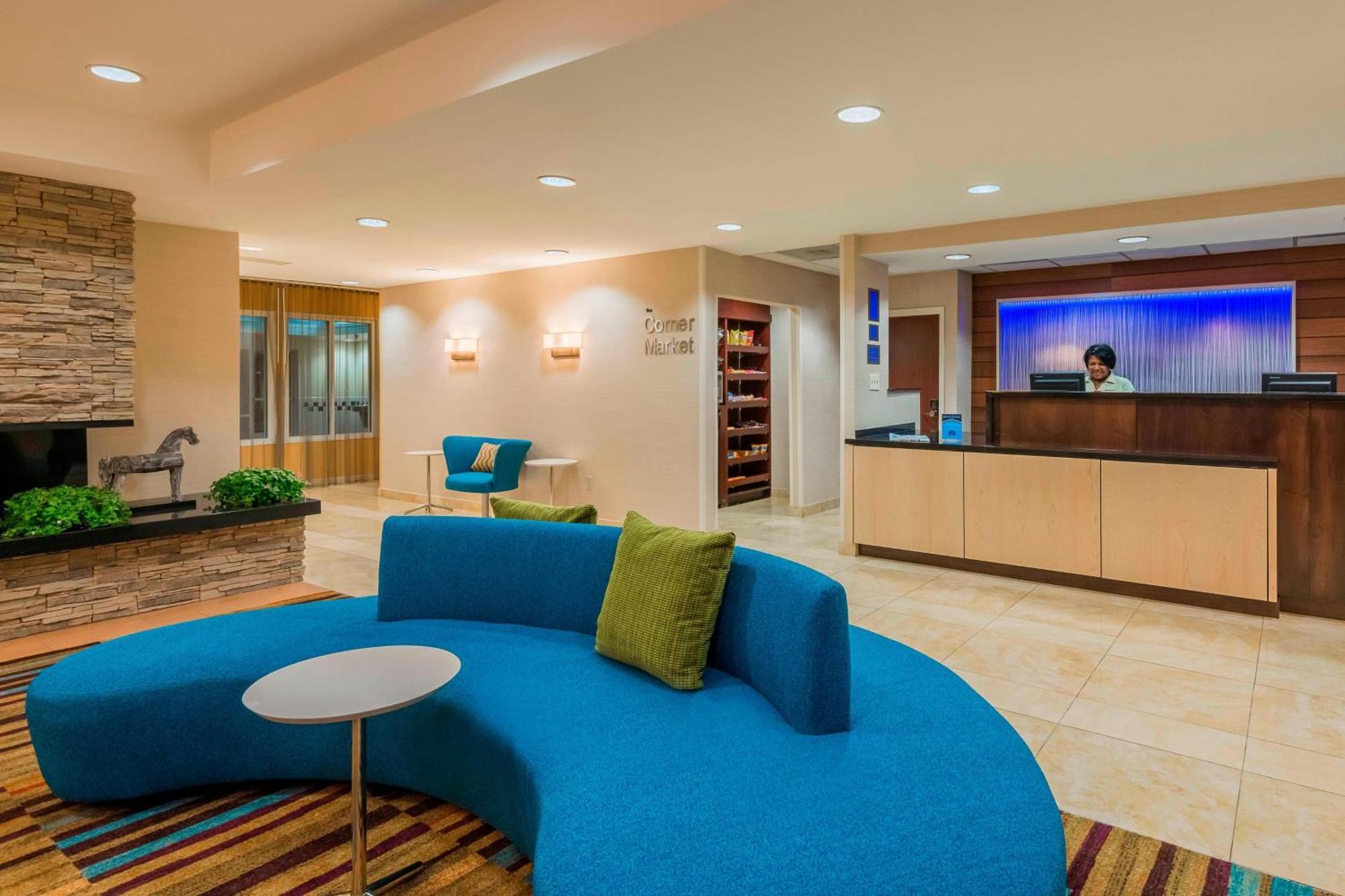 Fairfield Inn And Suites Mobile Bagian luar foto