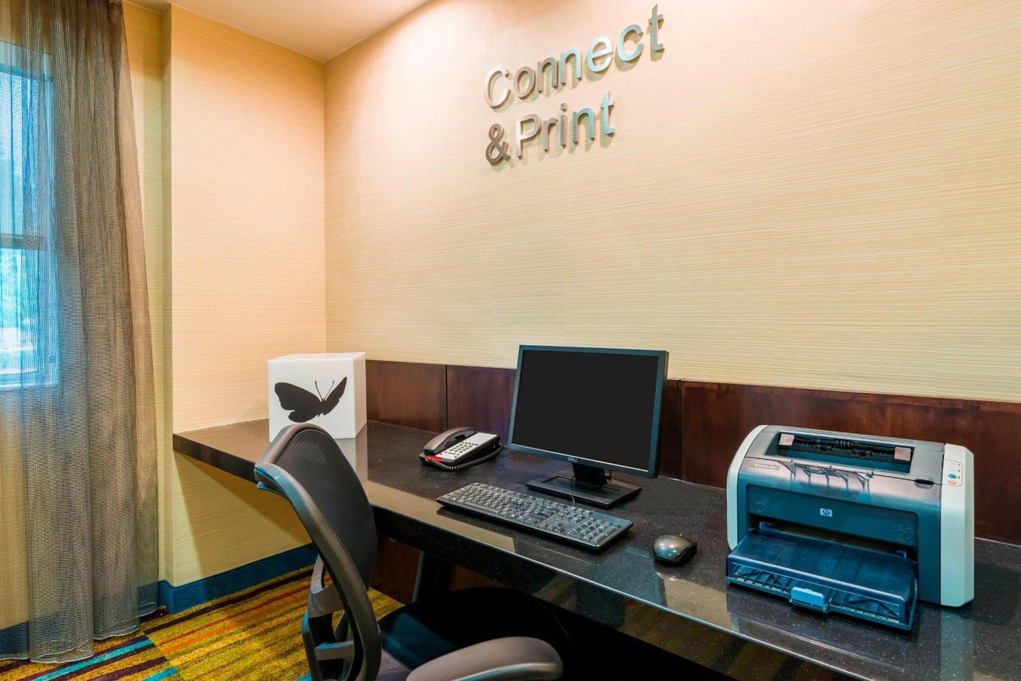 Fairfield Inn And Suites Mobile Bagian luar foto