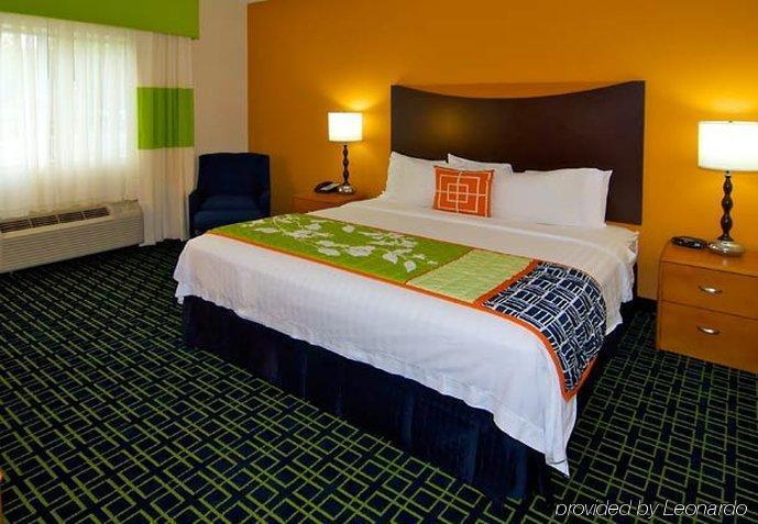 Fairfield Inn And Suites Mobile Bagian luar foto