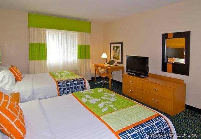 Fairfield Inn And Suites Mobile Bagian luar foto