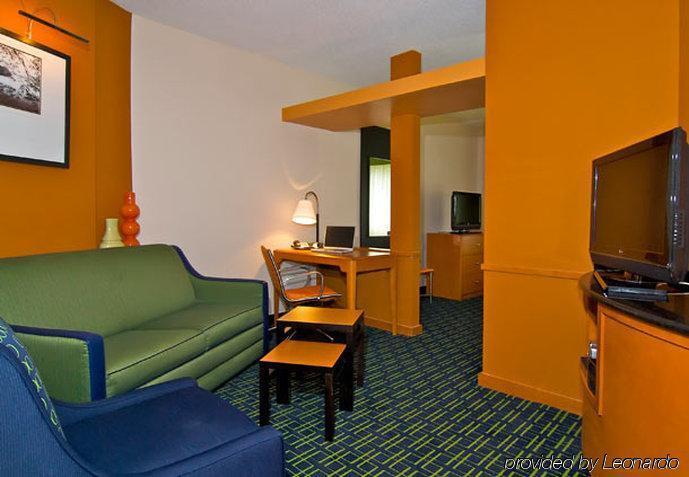 Fairfield Inn And Suites Mobile Bagian luar foto